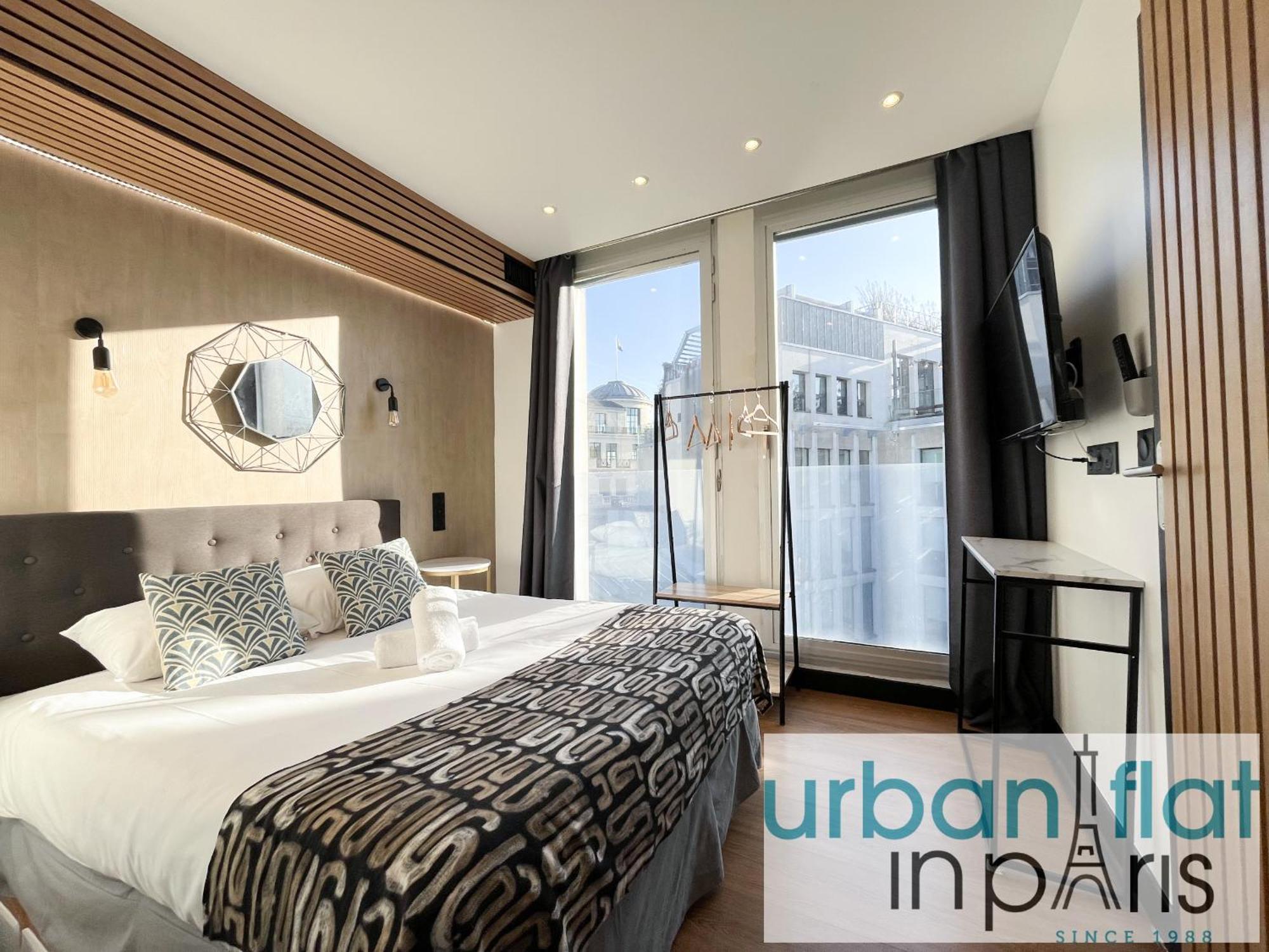 Urban Flat 128 - Beautiful 4 Bdr Flat Champs-elysees