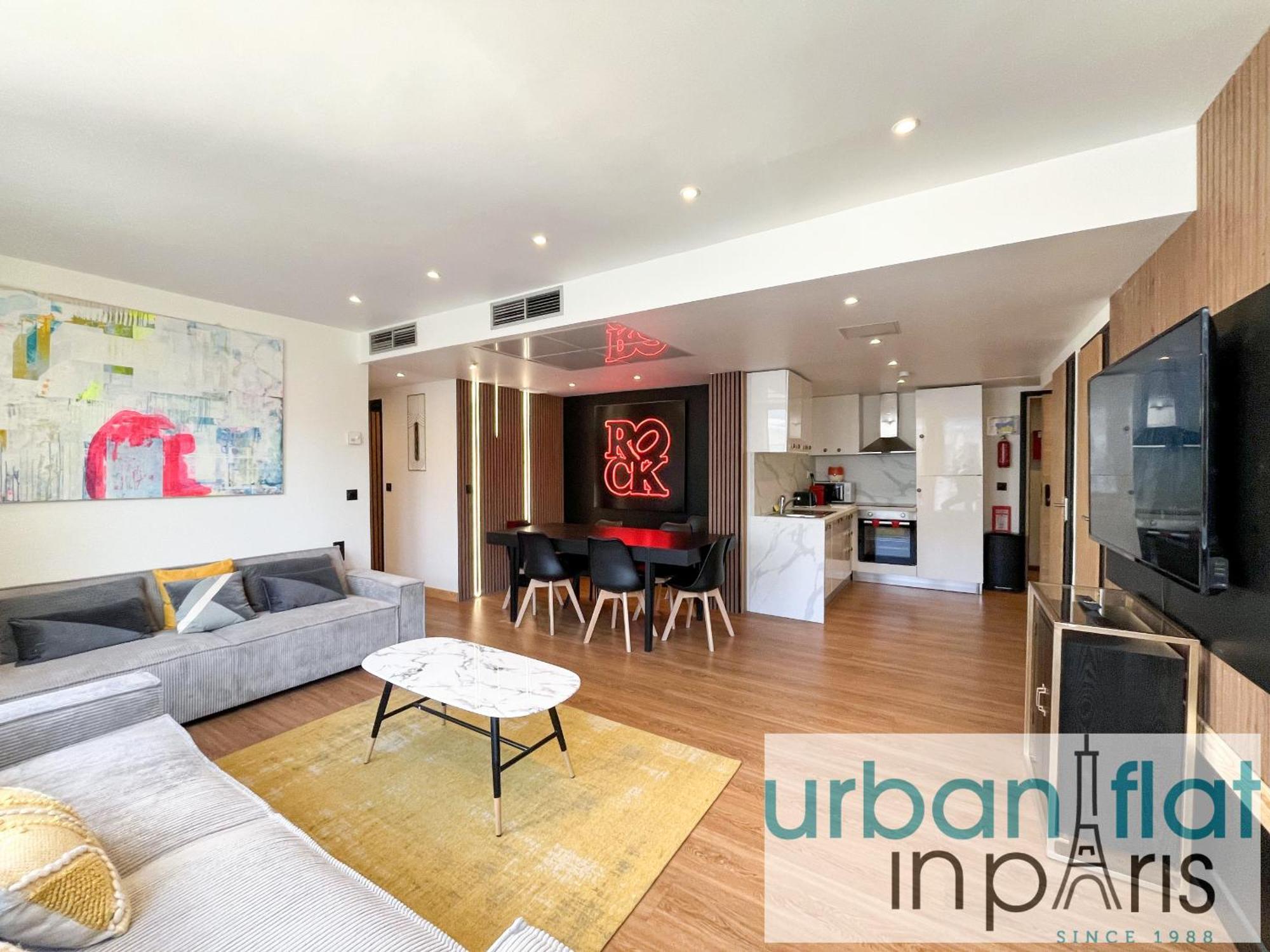 Appartement Urban Flat 128 - Beautiful 4 Bdr Flat Champs-elysees Parijs